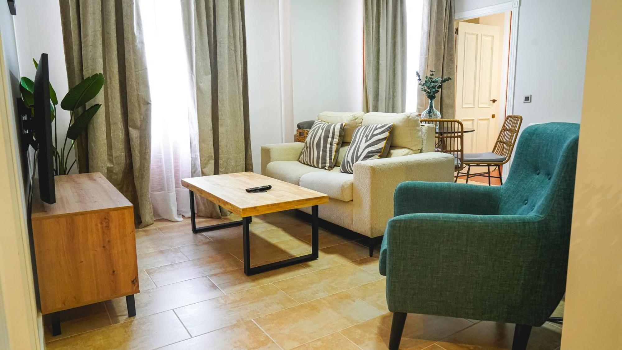 Apartamentos Puente Romano Suites Mérida Exterior photo
