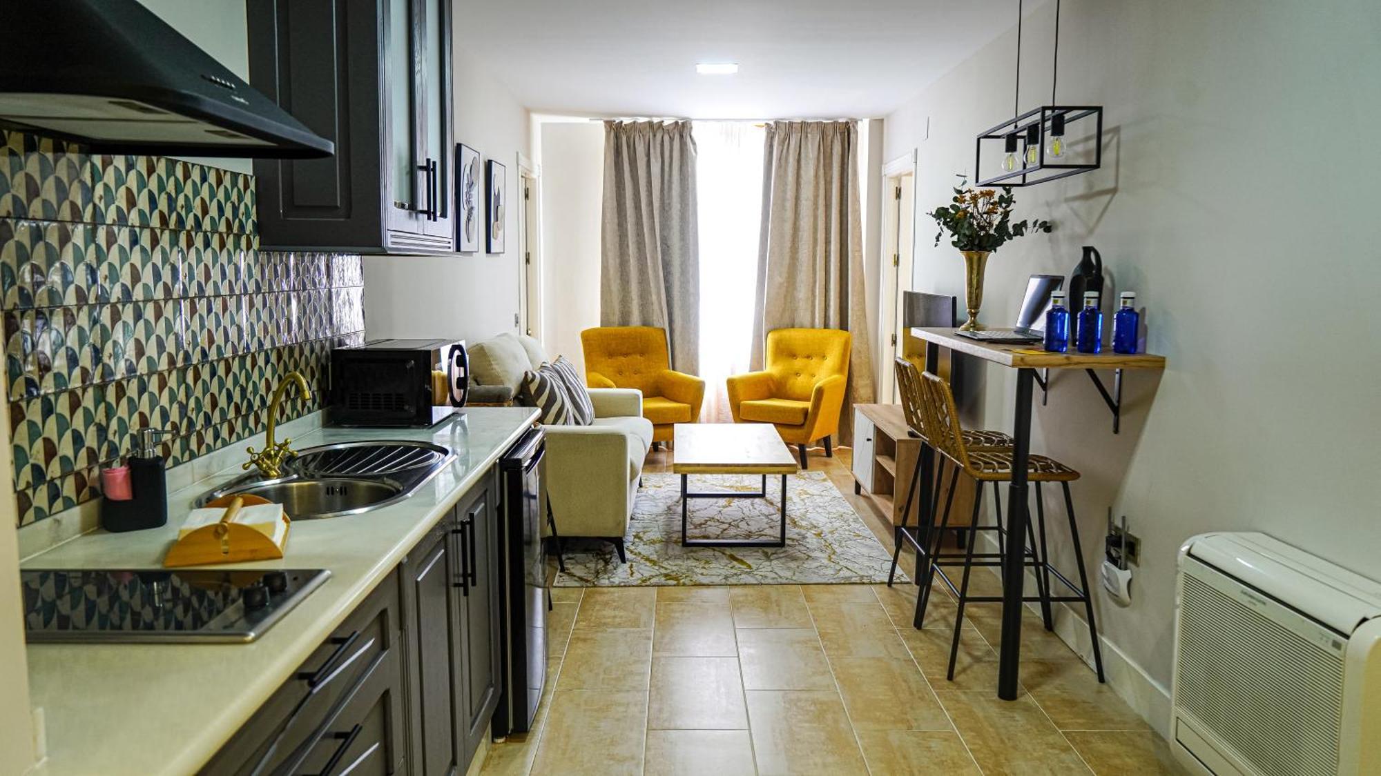 Apartamentos Puente Romano Suites Mérida Exterior photo